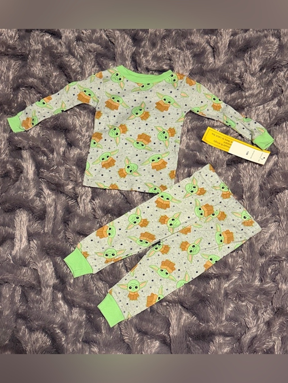 Star Wars Baby Yoda Printed Pajama Set  12 Months NWT